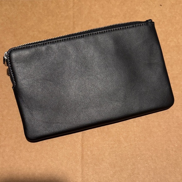 Coach Large Corner Zip Wristlet Black Smooth Leather - Picture 3 of 6
